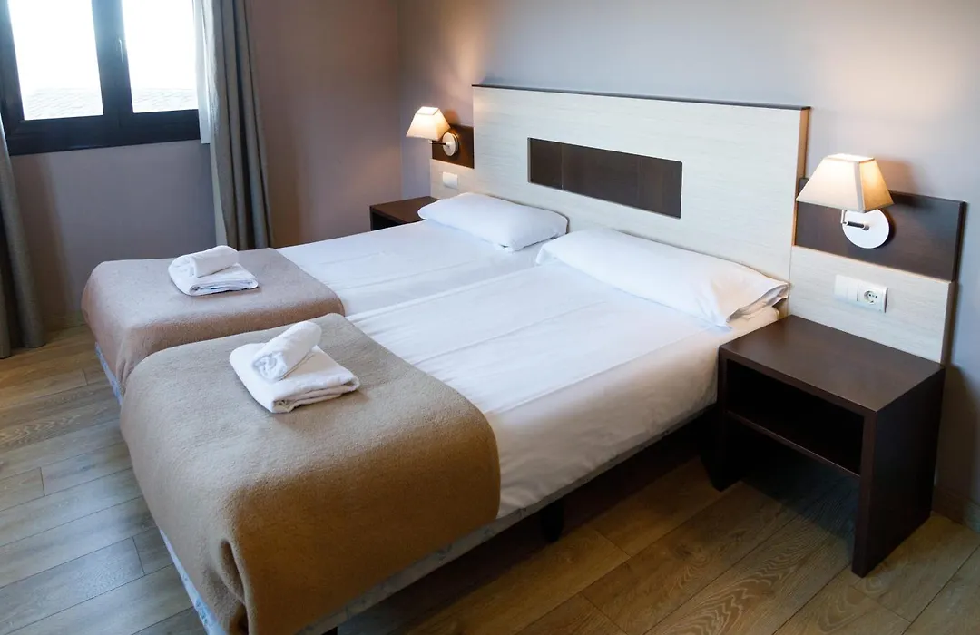 Hotel Port 1730-1