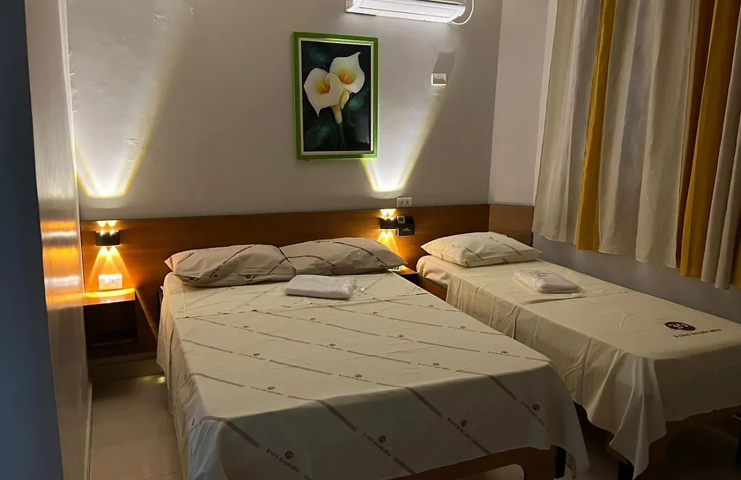 Hotel Tropicália próximo a 25 de março , Brás e Bom Retiro Com estacionamento conveniado ao lado do hotel-1