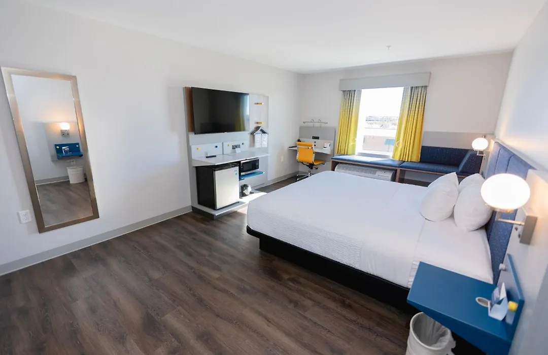 Microtel Inn & Suites By Wyndham Milford-1