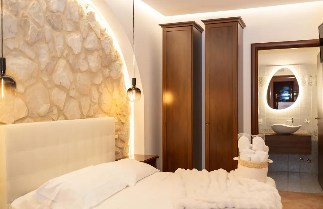 Il Girasole - Suite&Luxury Private Spa-1