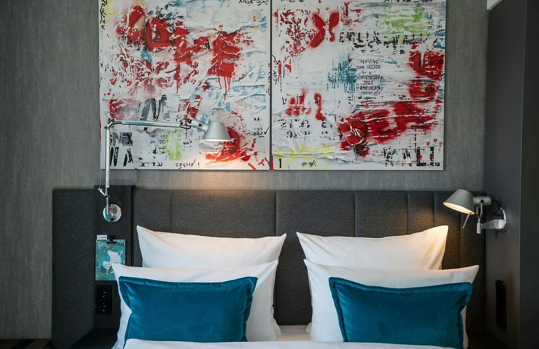 Motel One Berlin Mitte-1