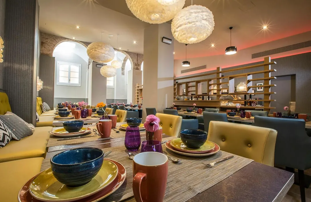 Leonardo Hotel Barcelona Las Ramblas-1