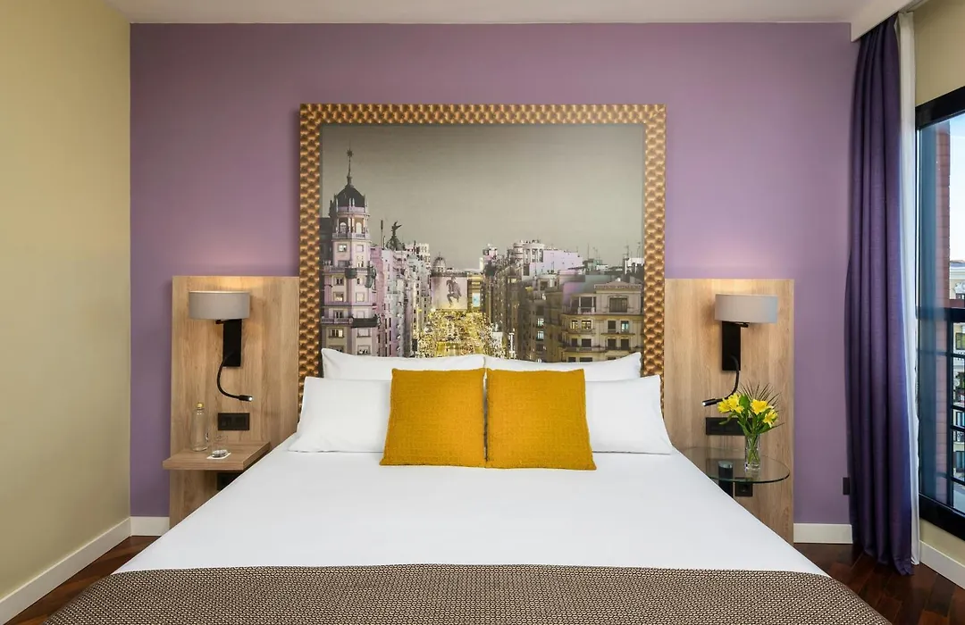 Leonardo Hotel Madrid City Center-1