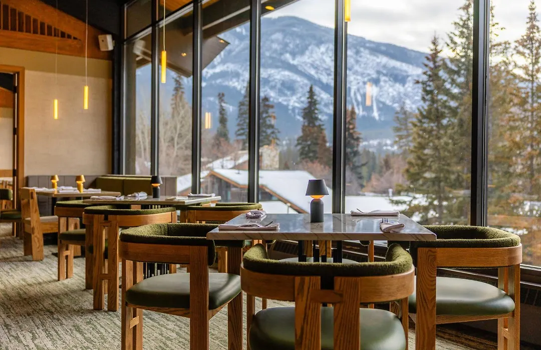 Banff Park Lodge-1