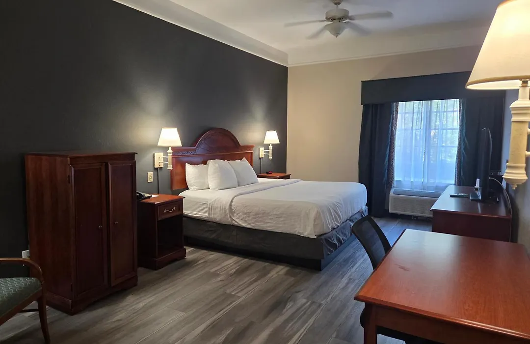 La Quinta Inn And Suites Fort Myers I-75-1