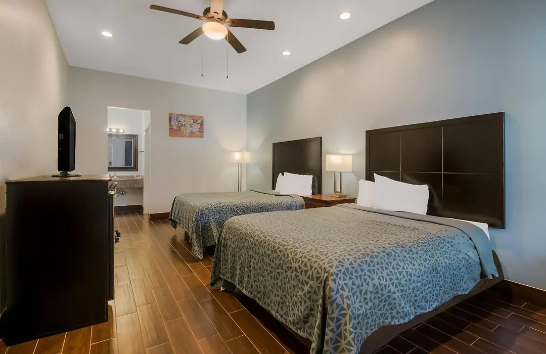 Econo Lodge Inn & Suites Fulton - Rockport-1