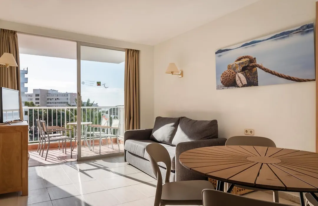 Apartamentos Vistasol-1