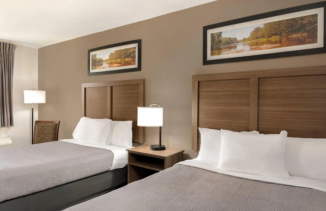 Quality Inn South Hill I-85-1