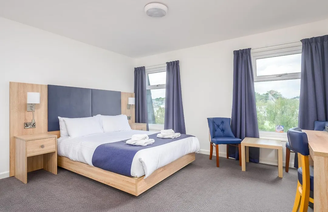 Abbey Lawn Hotel-1