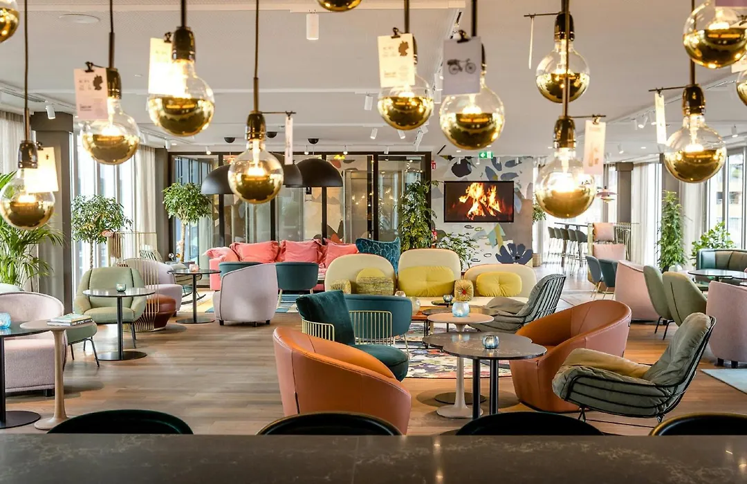 Motel One Rotterdam-1