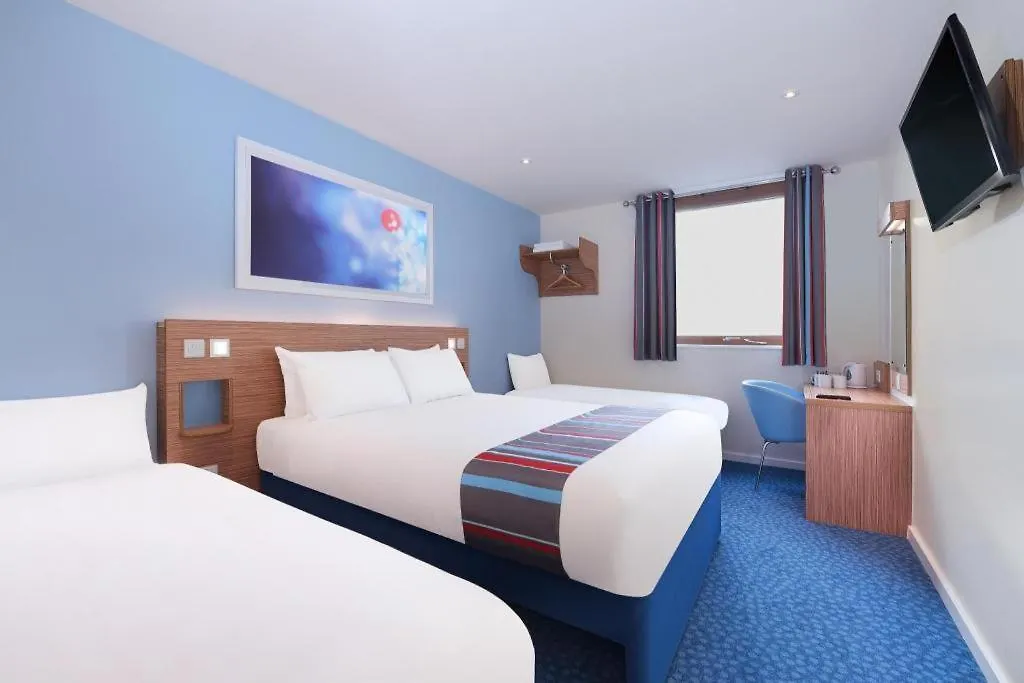 Travelodge Dundee Strathmore Avenue-1