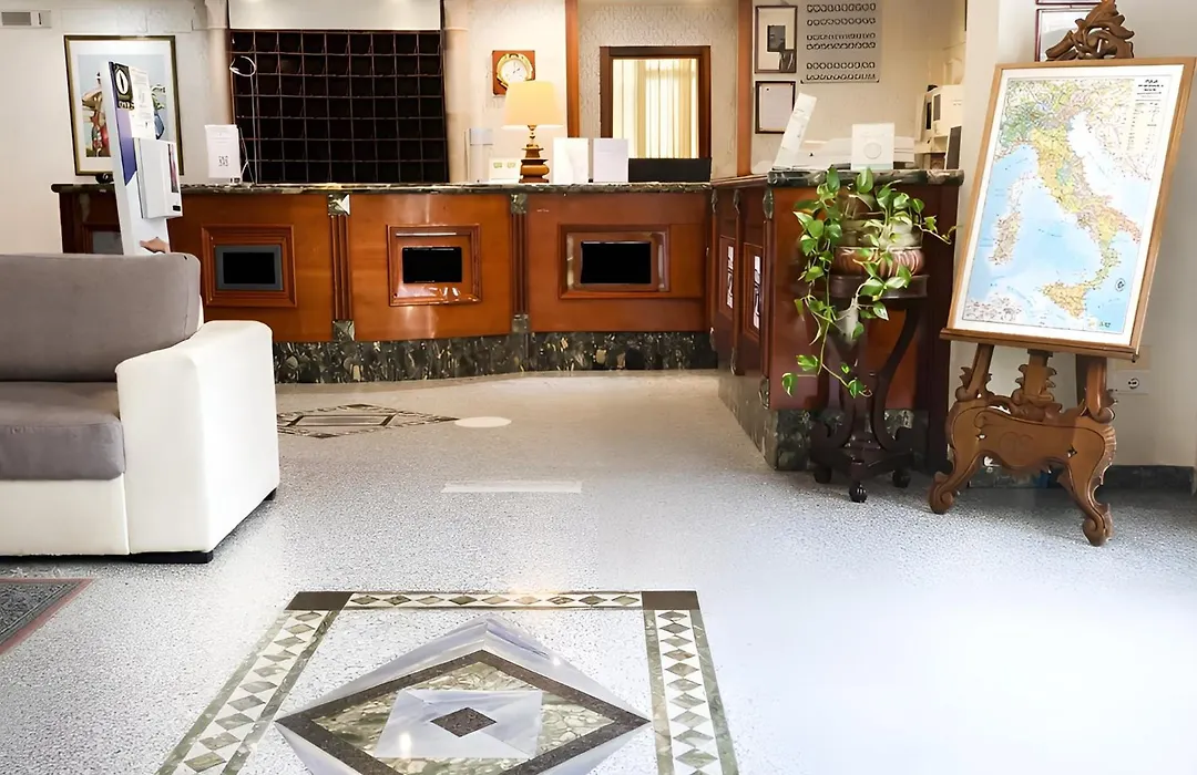 Phi Hotel Ambra-1