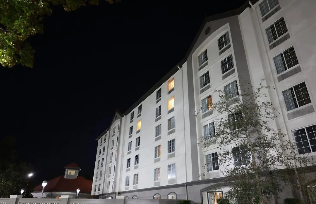 La Quinta Inn And Suites By Wyndham, Ocala-1