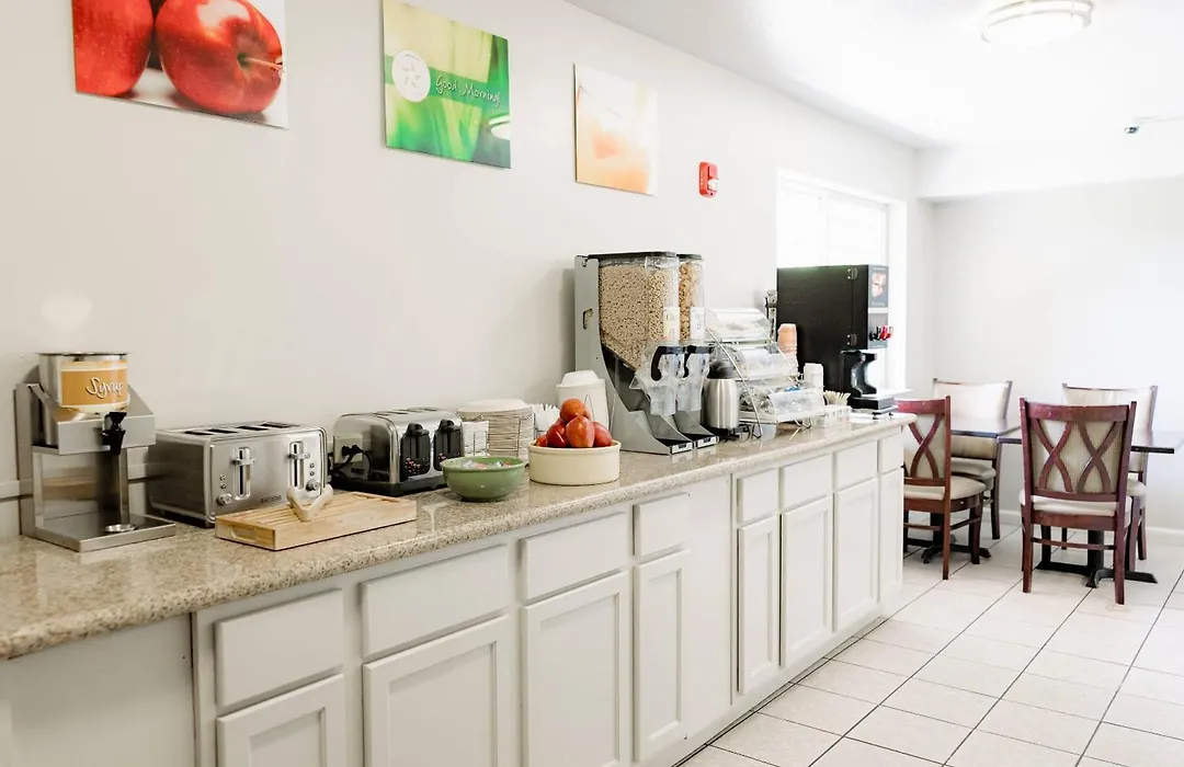Quality Inn & Suites Lathrop-1