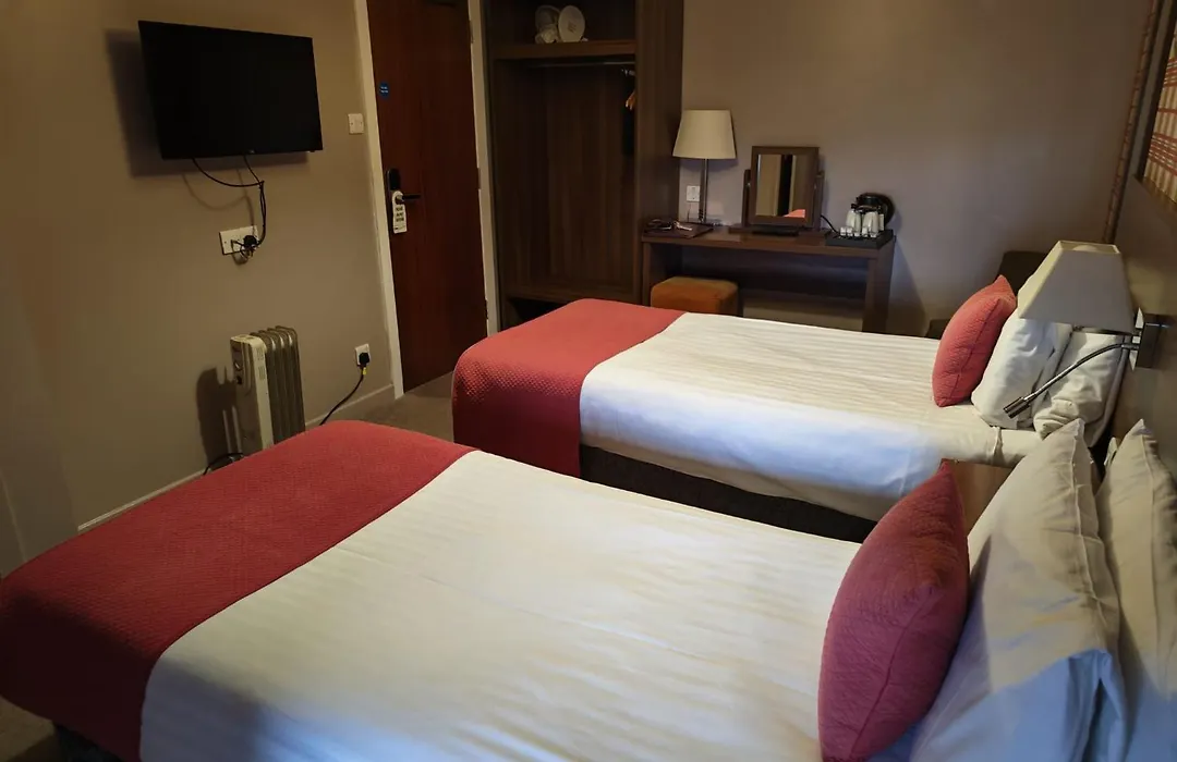Chieftain Hotel-1