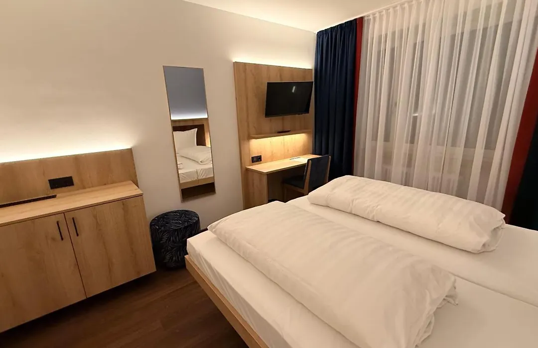Hotel Antares Muenchen-1