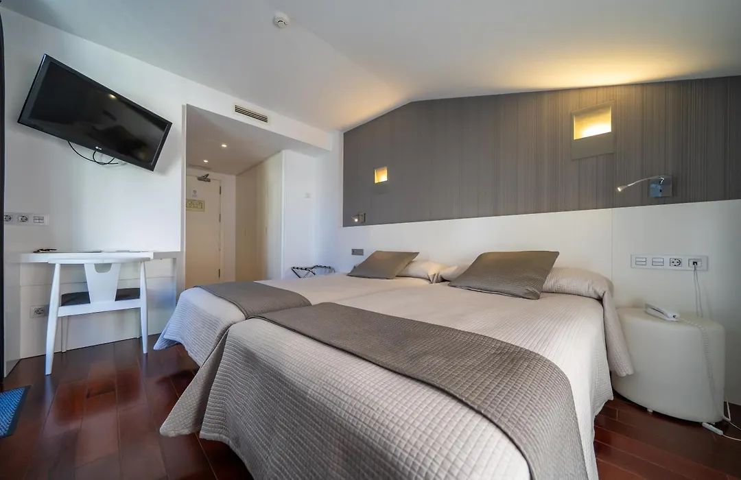 Hotel Apolonia Soria-1