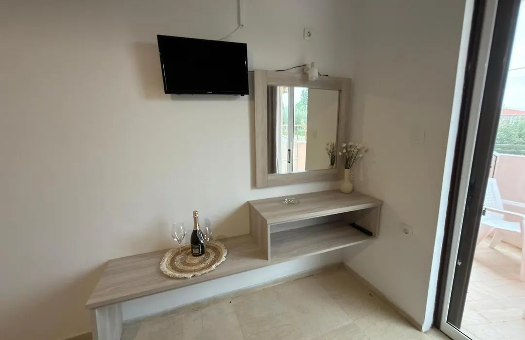 Alex Studios-1