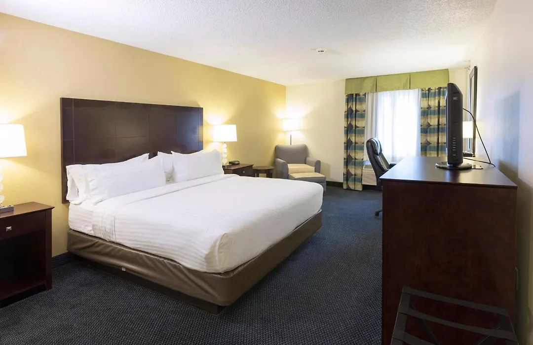 Holiday Inn Express Hotel & Suites-Saint Joseph By Ihg-1