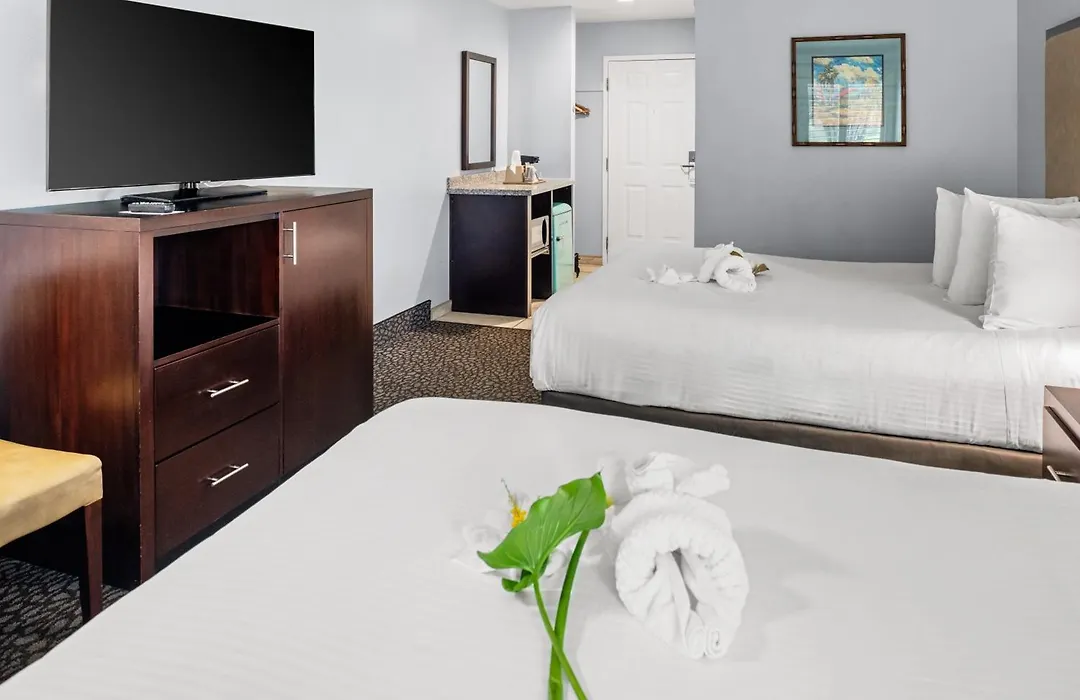 Morro Shores Inn And Suites-1