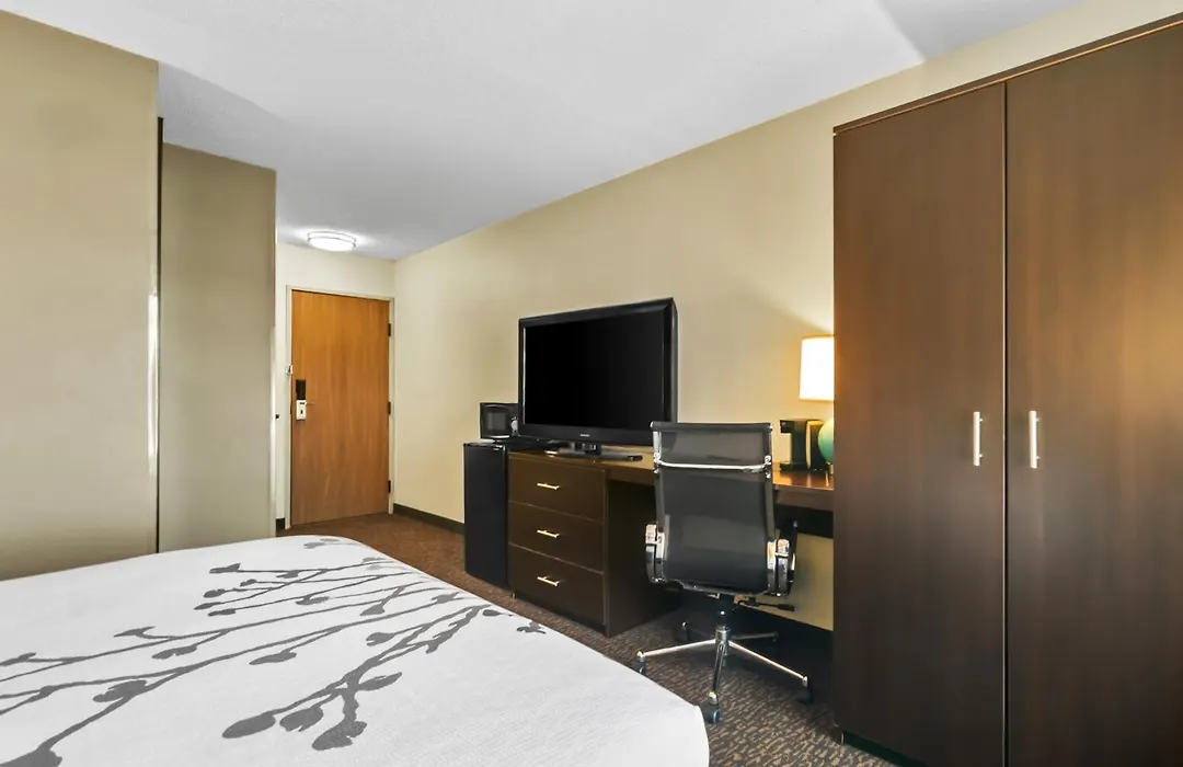 Sleep Inn Fayetteville North-1