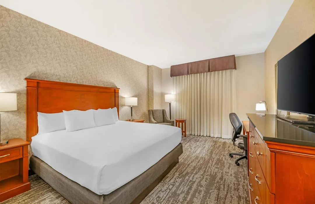 Drury Plaza Hotel St Louis Brentwood-1