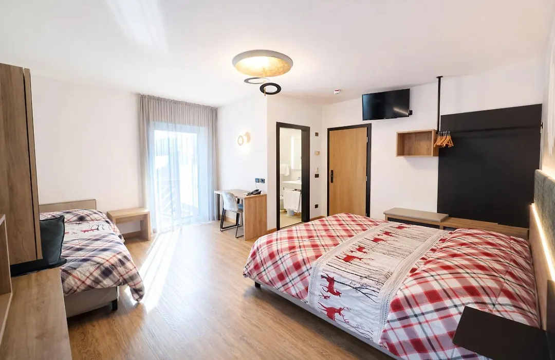 Pier Hotel-1