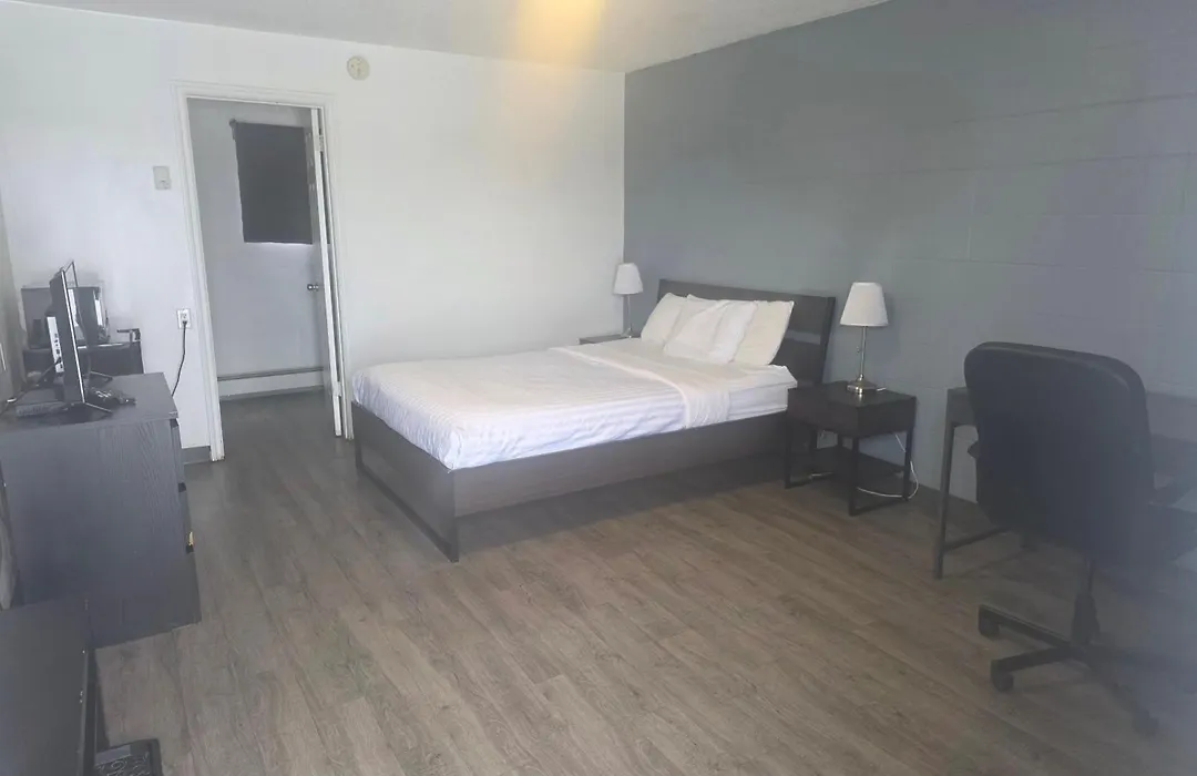 Howard Johnson By Wyndham Grande Prairie-1