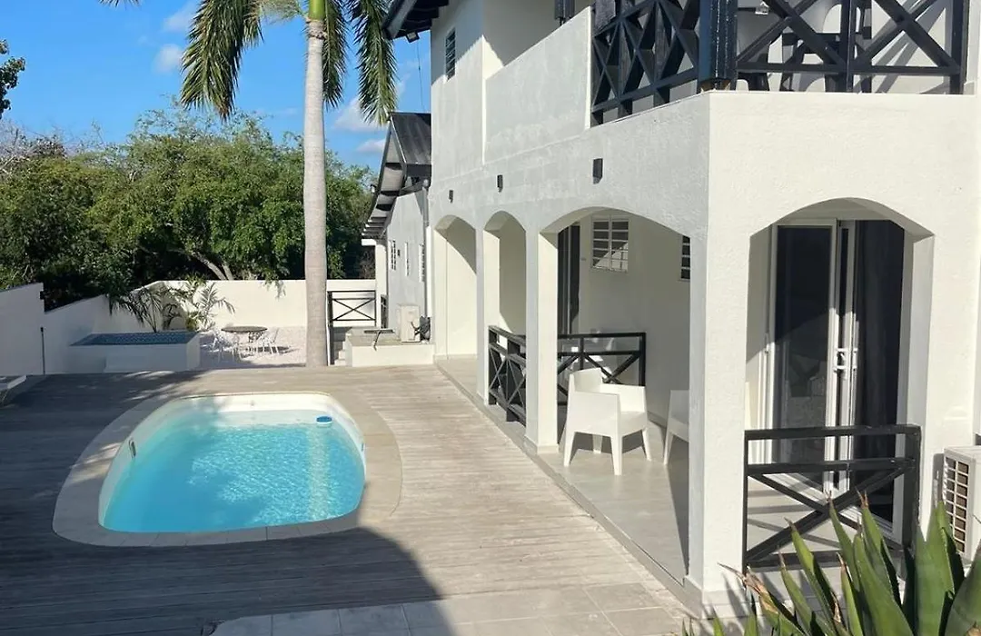 Cas Grandi Studios & Apartments With Pool & Jacuzzi-1