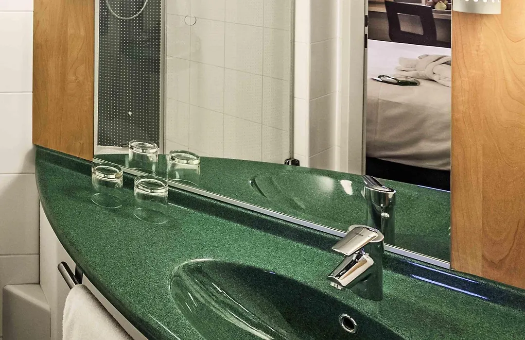 Ibis Praha Old Town-1