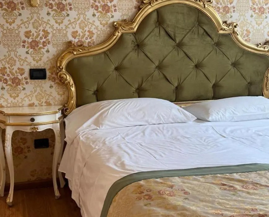 Hotel Tre Archi-1