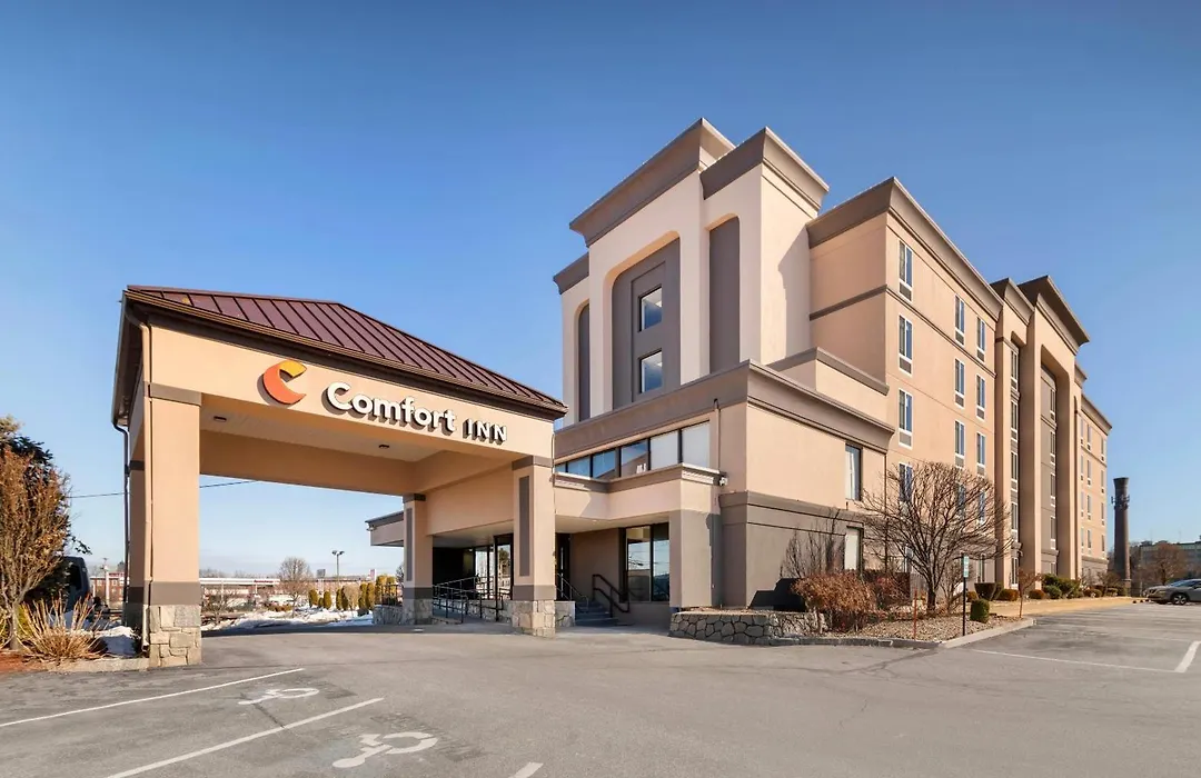 Comfort Inn Manchester Airport-1