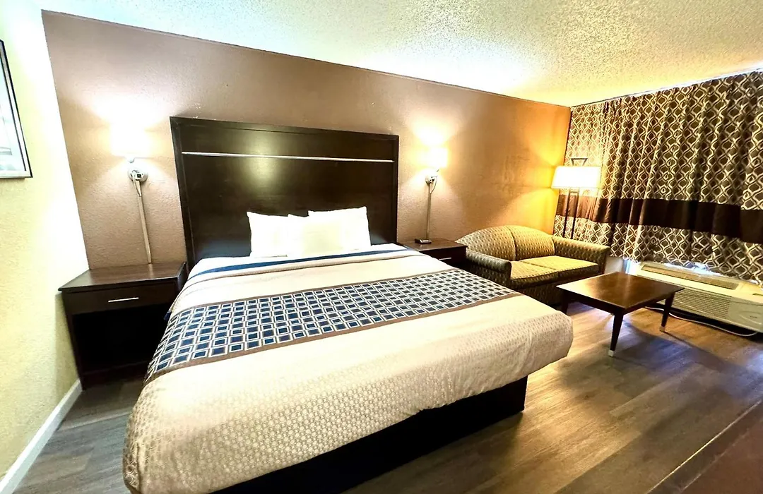 Americas Best Value Inn Tulsa I-44-1