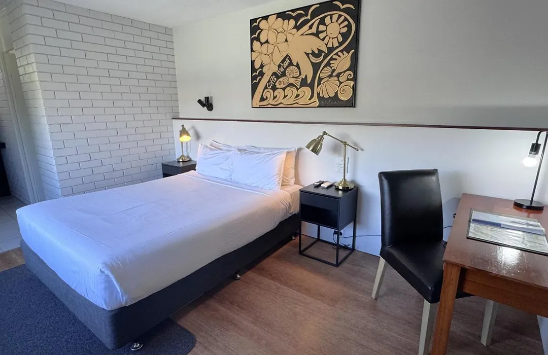 Matador Motor Inn-1