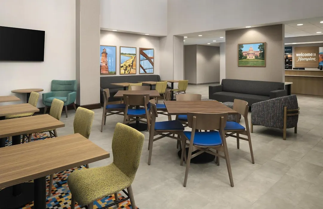 Hampton Inn & Suites Rochester/Henrietta-1