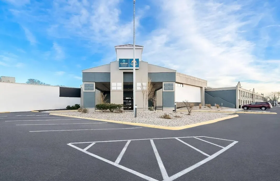 Suburban Studios, Kearney-1