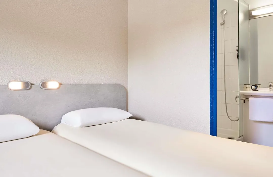 ibis budget Versailles Chateau Saint cyr l'Ecole-1