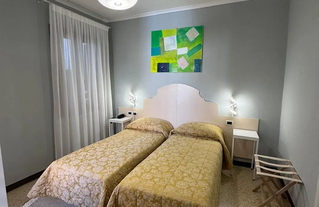 Hotel Adriatico-1