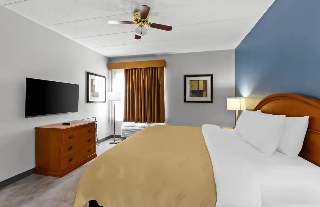 Quality Inn & Suites Cvg Airport-1