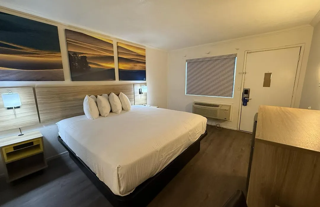 Days Inn By Wyndham Victorville - Hesperia I-15 Palmdale Road-1