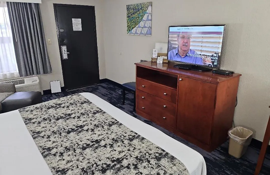 Best Western Montis Inn-1