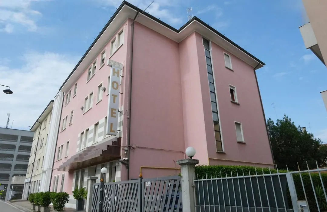 Hotel Paris-1