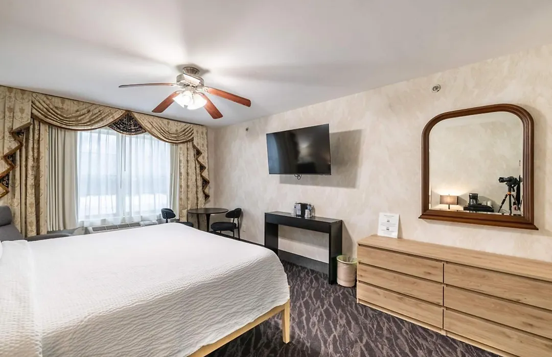 Bellissimo Hotel, Trademark By Wyndham Near Foxwoods Casino-1
