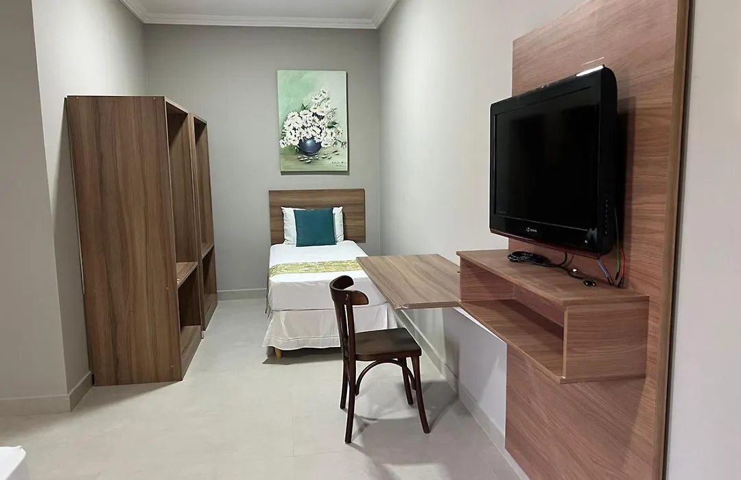 Hotel Cantinho Verde-1