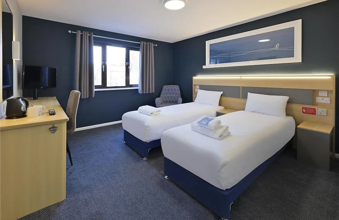 Travelodge Edinburgh Dreghorn-1