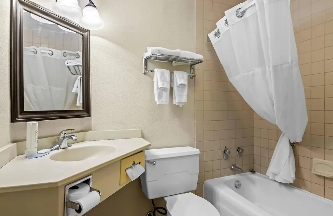 Quality Inn & Suites-1