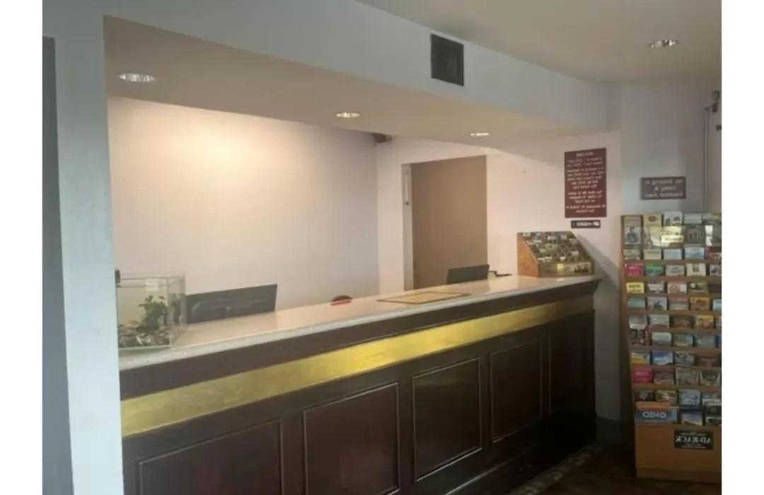 Studio 6 Suites Louisville Ky Airport/Expo Center-1