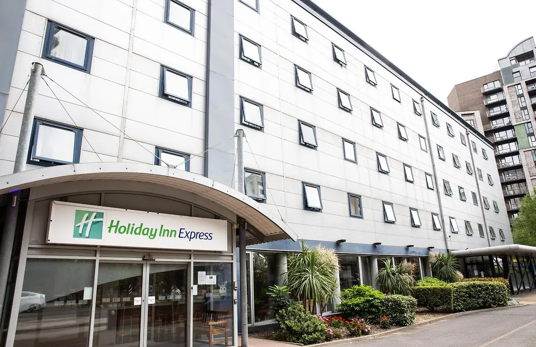 Holiday Inn Express Royal Docks By Ihg-1