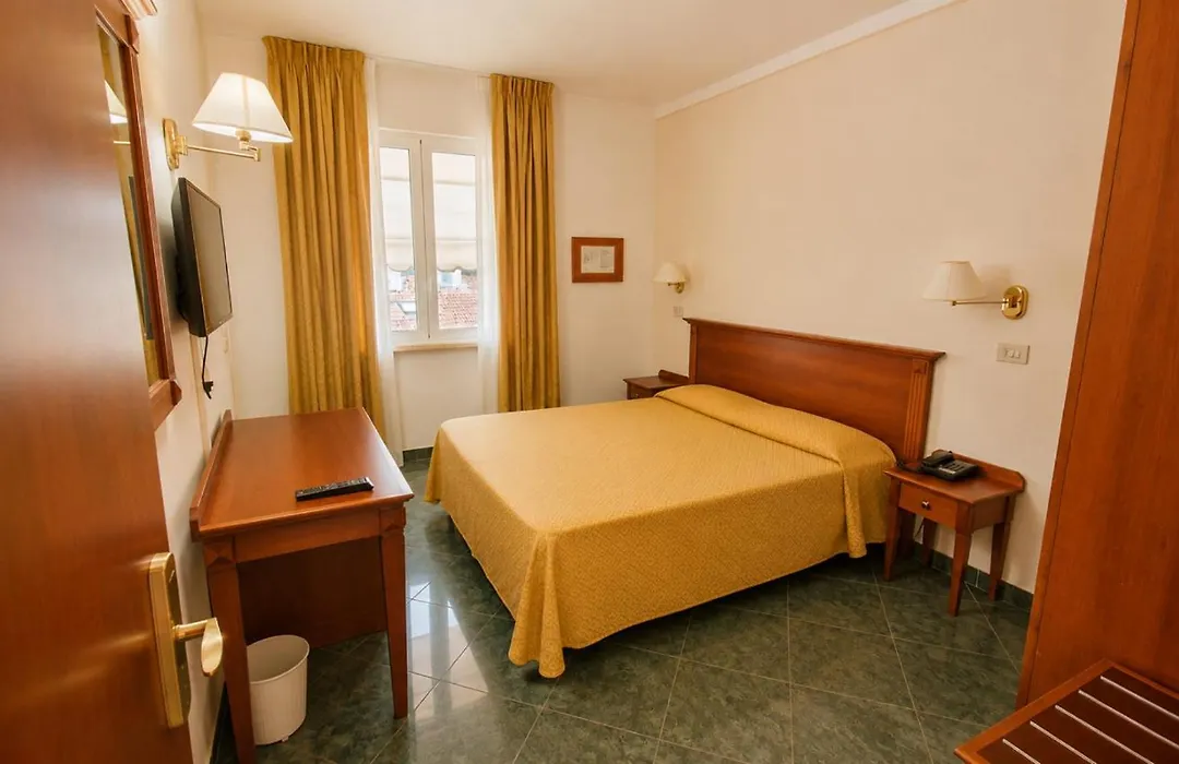 Hotel Residence Villa Marzia-1
