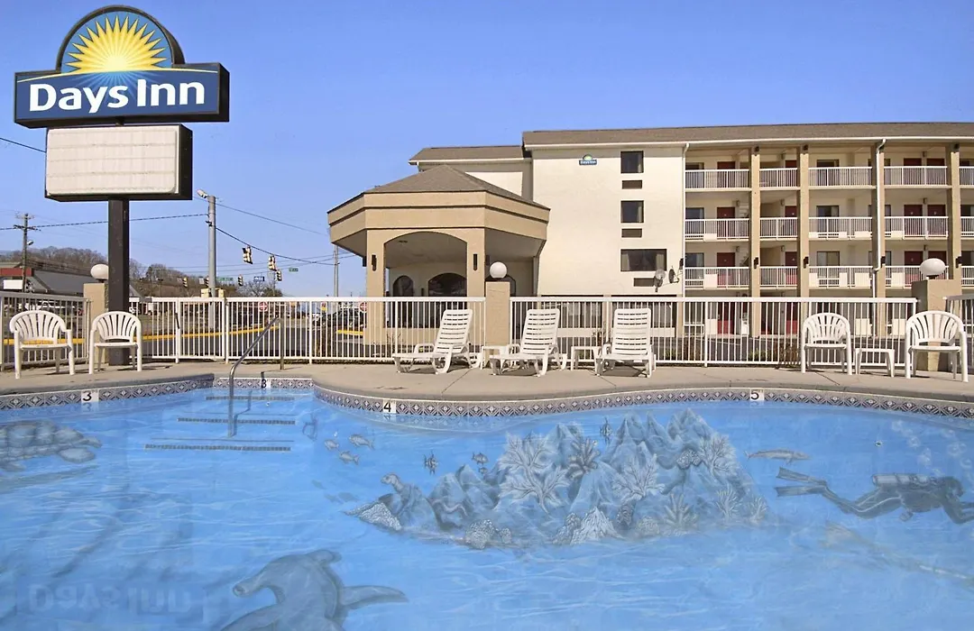 Days Inn By Wyndham Apple Valley Pigeon Forge/Sevierville-1